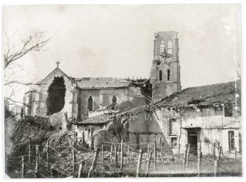Église en ruines (Bey-sur-Seille)